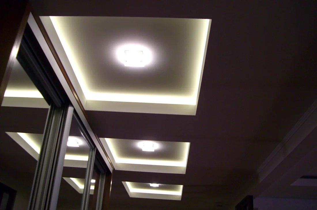 Indirect LED ceiling lighting